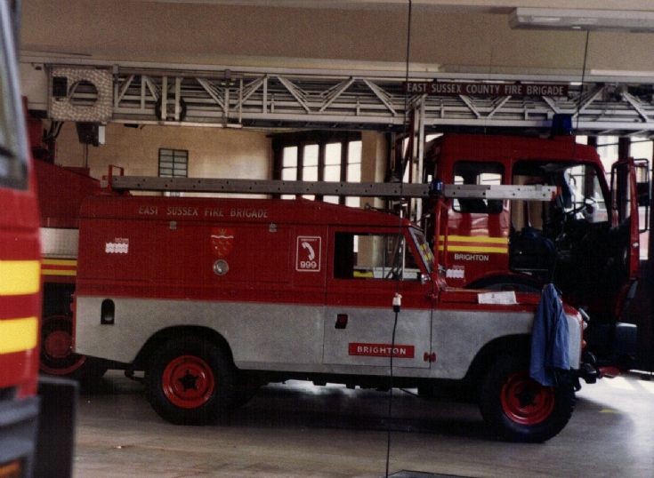 ESFB Land Rover UPM350H 