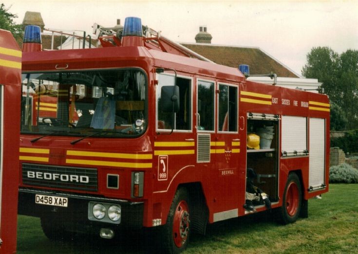 ESFB Bedford HSC WrL D458XAP