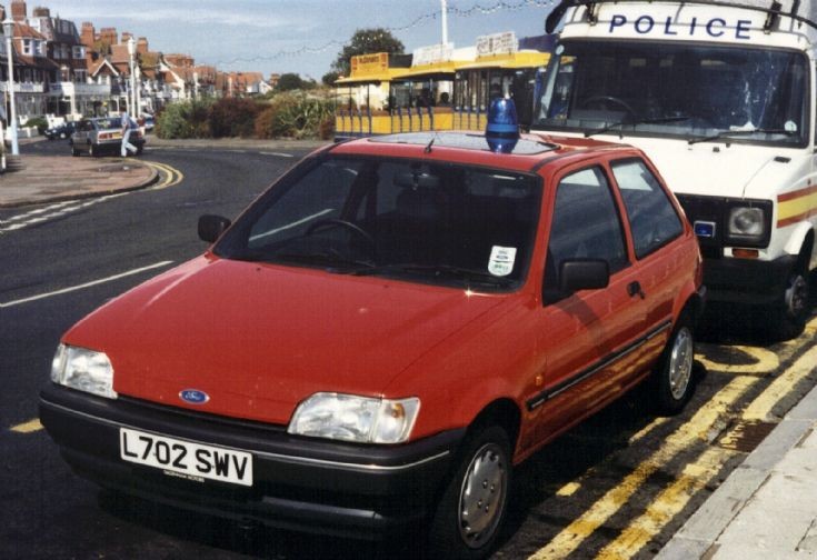 ESCFB Ford Stn O's car L702SWV