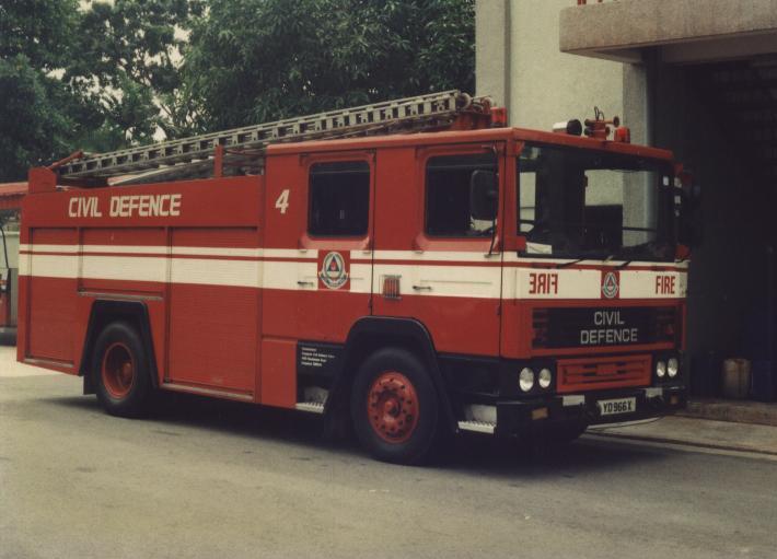 Singapore Dennis RS 133 