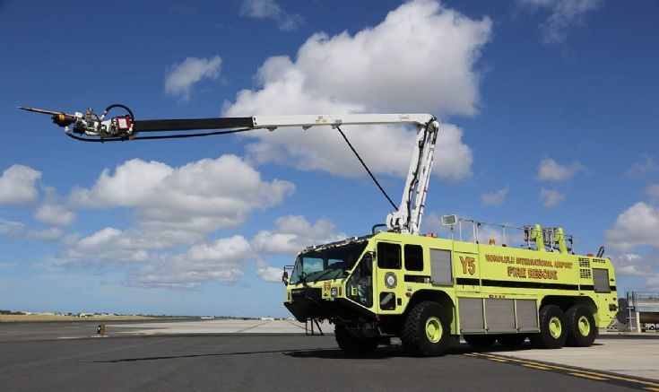 Honolulu Airport Y5 IOshkosh Snozzle