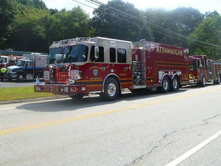 Fire Engines Photos 2013 Spartan Gladiator/Smeal Tanker