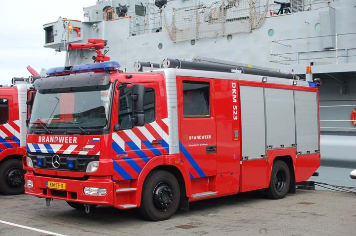 Royal Dutch Navy Mercedes-Benz watertender 
