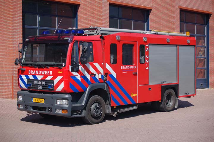Photo of Brandweer Rotterdam Watertender MAN