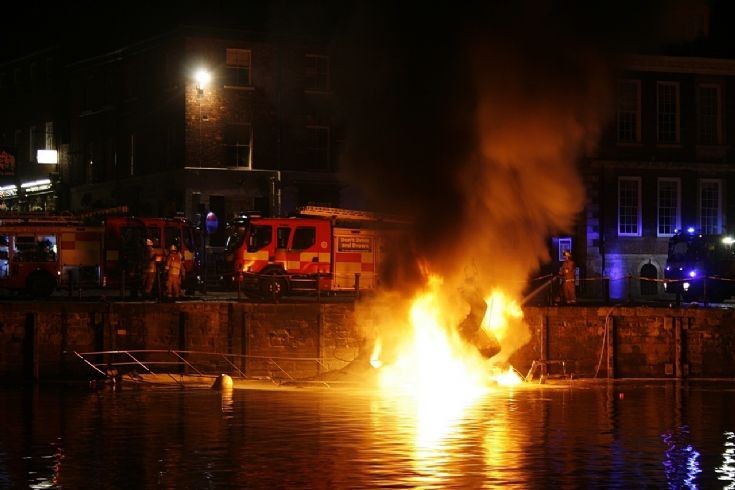 York boat fire 29-9-2013