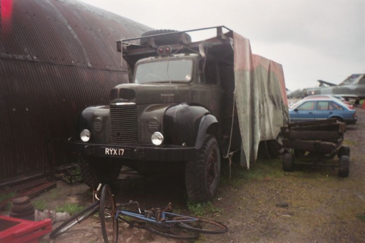 Commer Q4