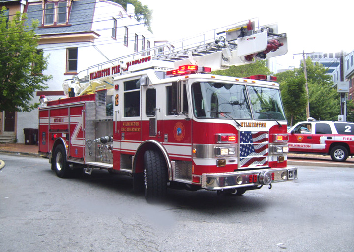 SkyBoom-2 Wilmington Fire Dept (Delaware USA)