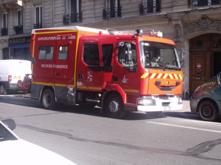Renault PS 135.
