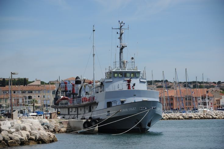 BMPM: Fire fighting vessel Louis colet