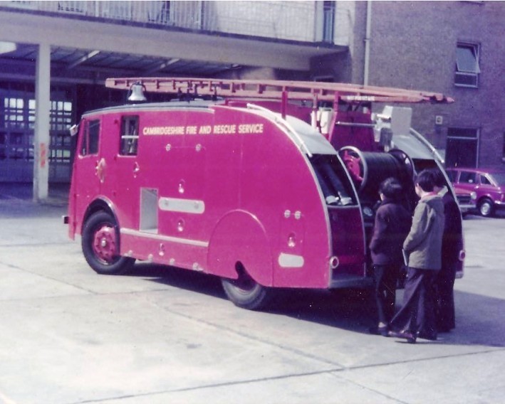 Dennis F8 WrT Cambridge prototype KCE 820