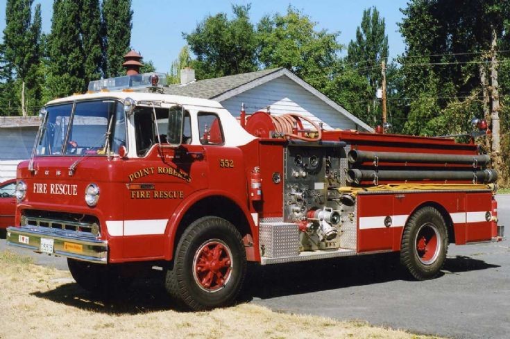 Point Roberts Fire Rescue Engine 552