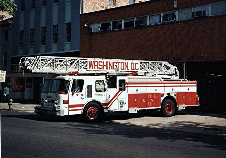 Wash. DCFD  1987 E1 Hurricane 110ft 
