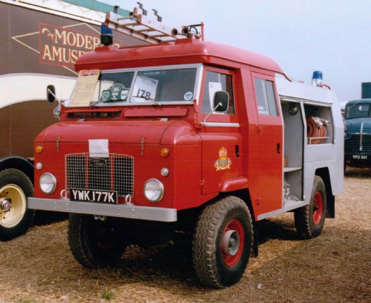 Landrover FC110 - Fire Appliance (YWK 177K)
