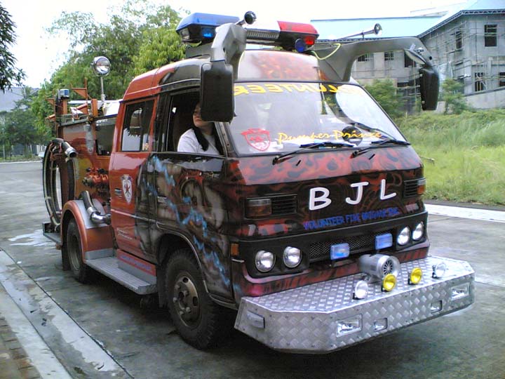 Picture of BJL Volunteer Isuzu fire truck