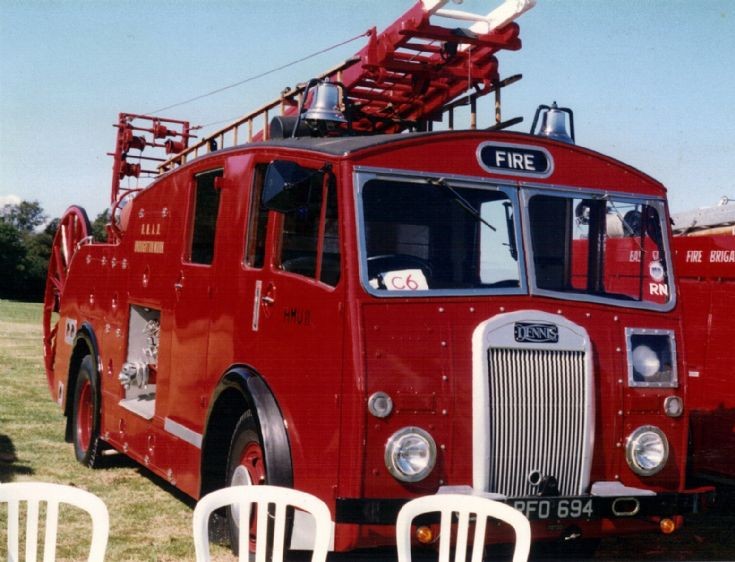 Royal Navy Dennis F12