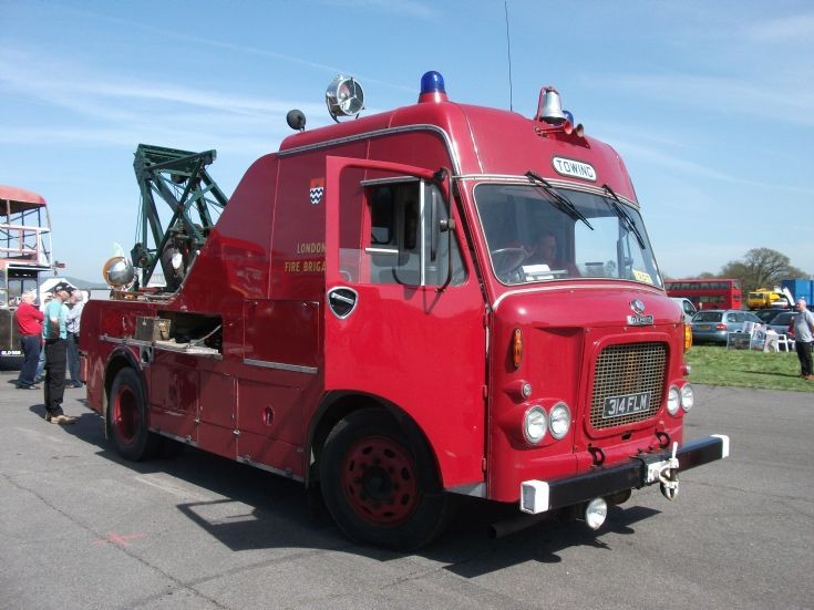 LFB Dennis F107 Rec/V 314FLM