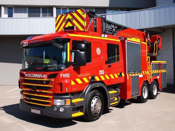 Adelaide Rosenbauer/Metz Scania
