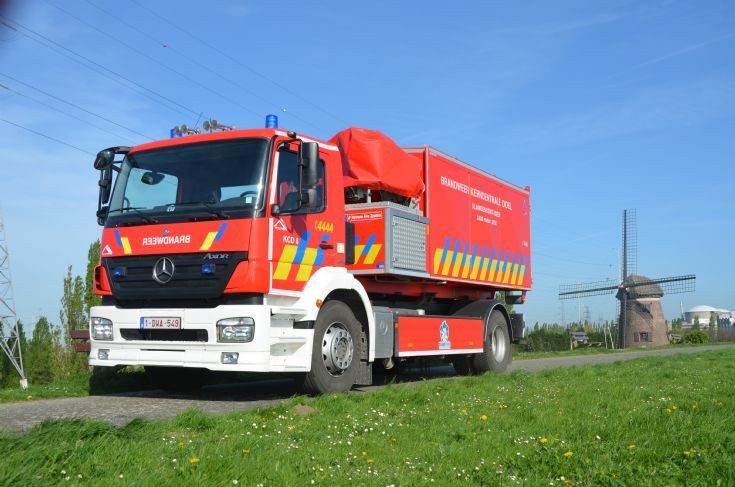Mercedes Axor