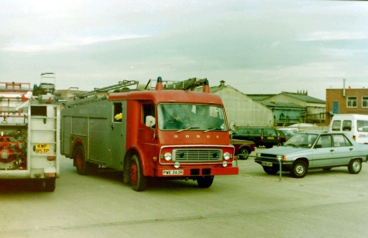 PWE 563 R