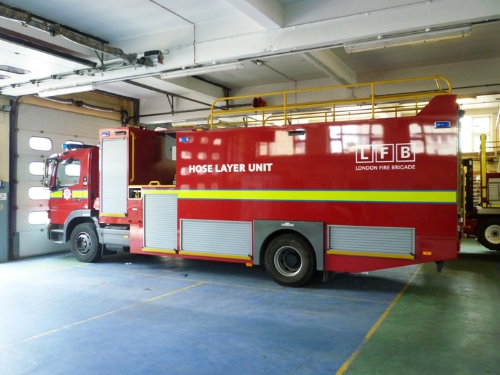 Mercedes Actros HoseLayer WN60AYA London