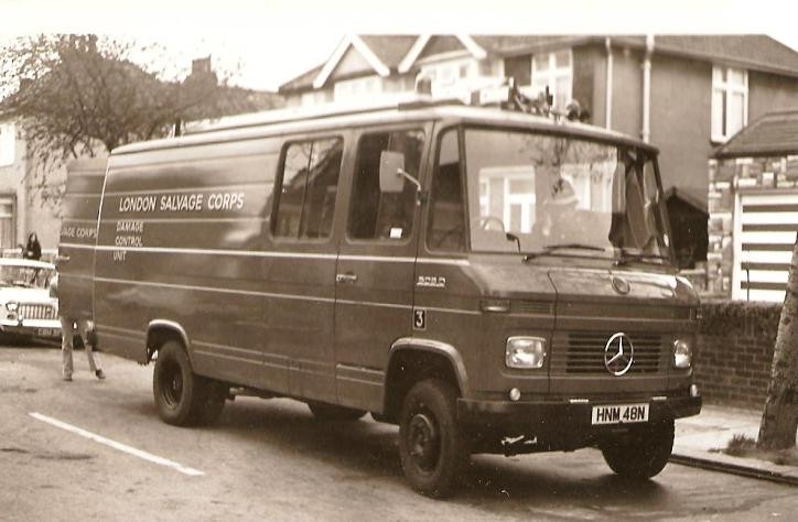 Mercedes Benz DCU London Salvage Corps