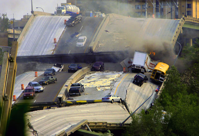 Minneapolis Bridge Collapse (2)