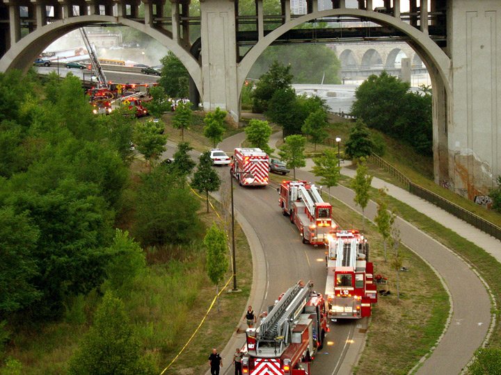 Minneapolis Bridge Collapse (Staging)