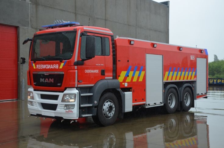 Water tanker MAN