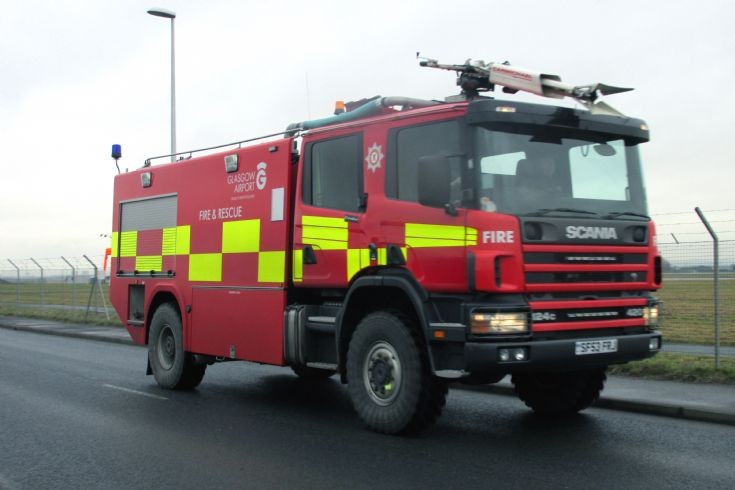 SF53FRJ Glasgow Airport Fire & Rescue