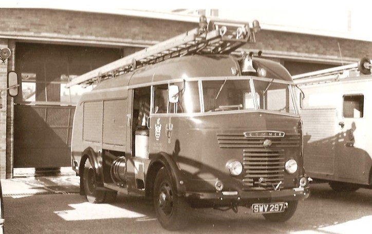 Commer Miles WrL Wiltshire SWV297