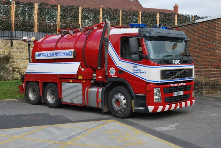 2006 Volvo FM7 Watr Carrier HX56 OXV