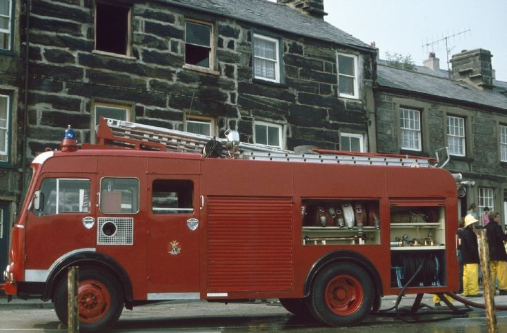 Gwynedd Bedford TK PCC 324N