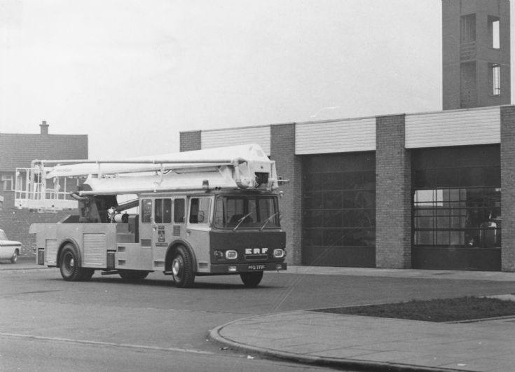 Dudley ERF / Simon Snorkel PFD 777F