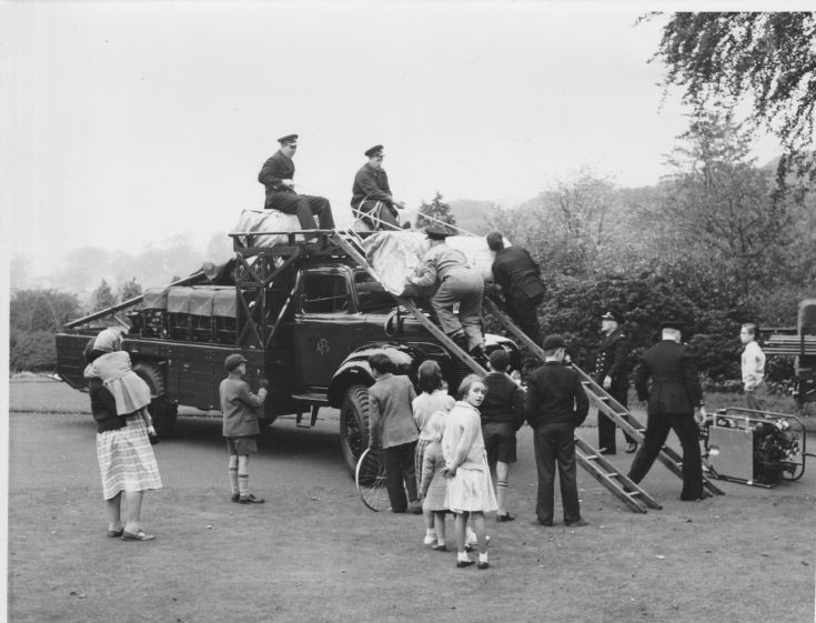 Auxiliary Fire Service Commer Bikini Unit Dudley
