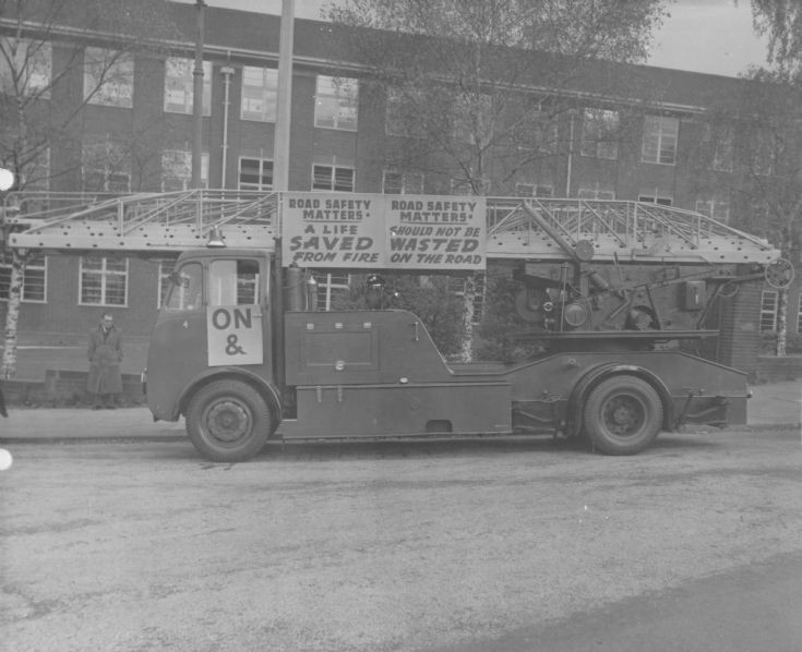 Leyland Interim Beaver Merryweather TL GXA 83