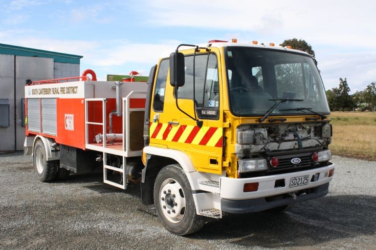 New Zealand Ford SD 2125