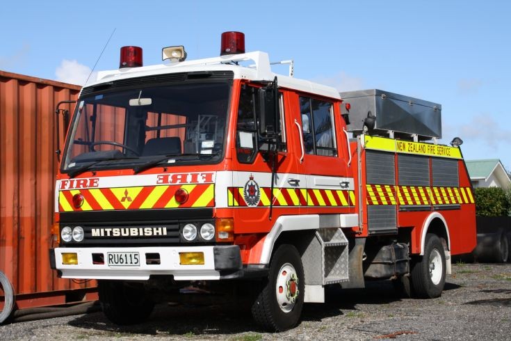 New Zealand Mitsubishi RU 6115