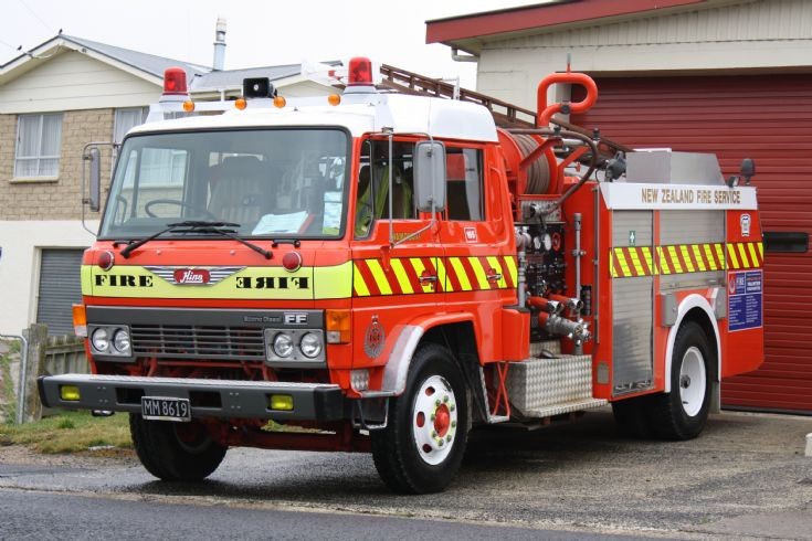 New Zealand Hino MM 8619