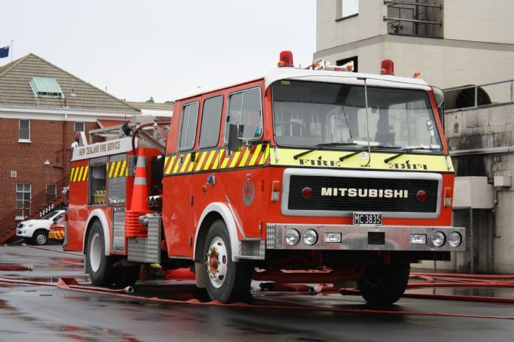 New Zealand Mitsubishi MC 3835