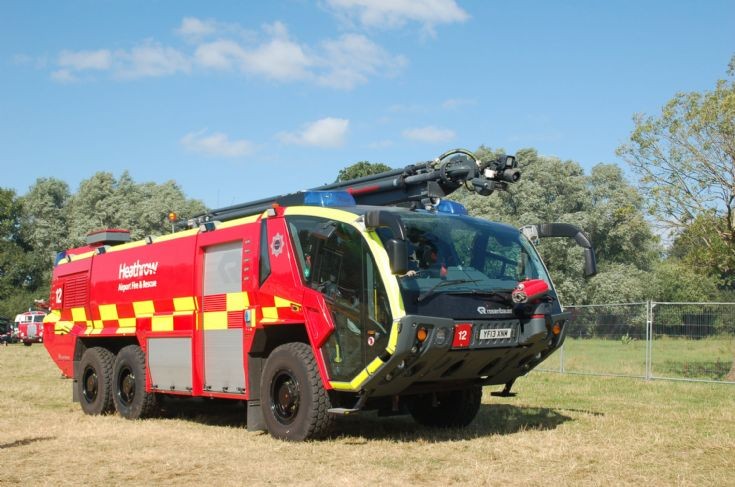 Heathrow Rosenbaur 6x6 YF13 XNM at Odiham