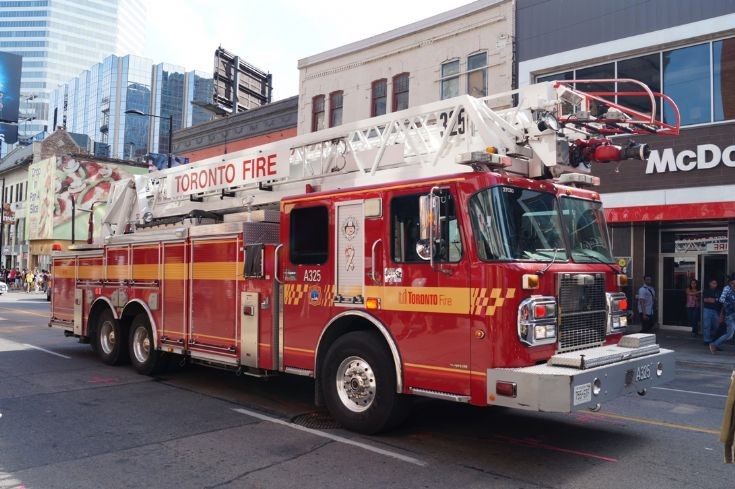 Toronto Fire A325