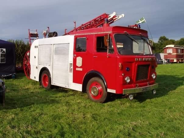 Dennis D PE YCD999K West Sussex