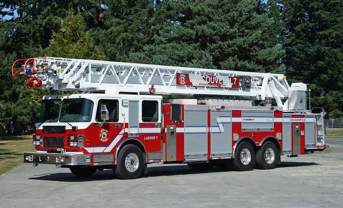 Vancouver new Smeal 125-foot ladder