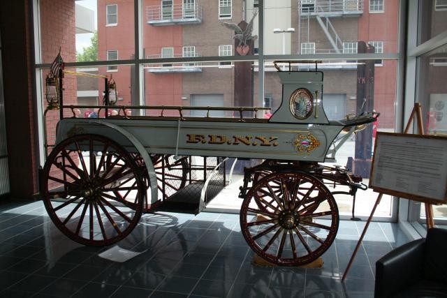 FDNY E 343 Comm Feehan hose wagon