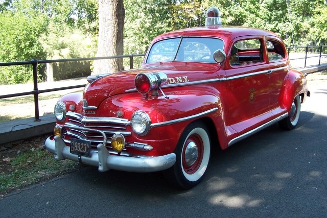 FDNY Div 8 Chief's buggy 1947 Plymouth
