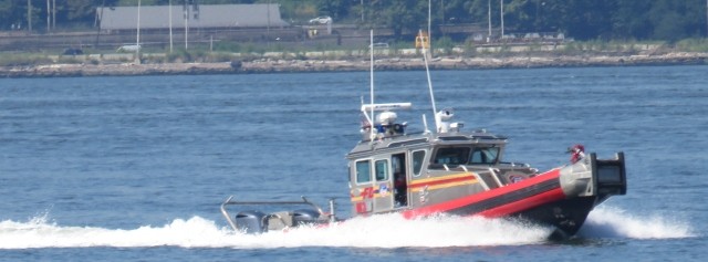 FDNY Marine Div 8 1 2017 