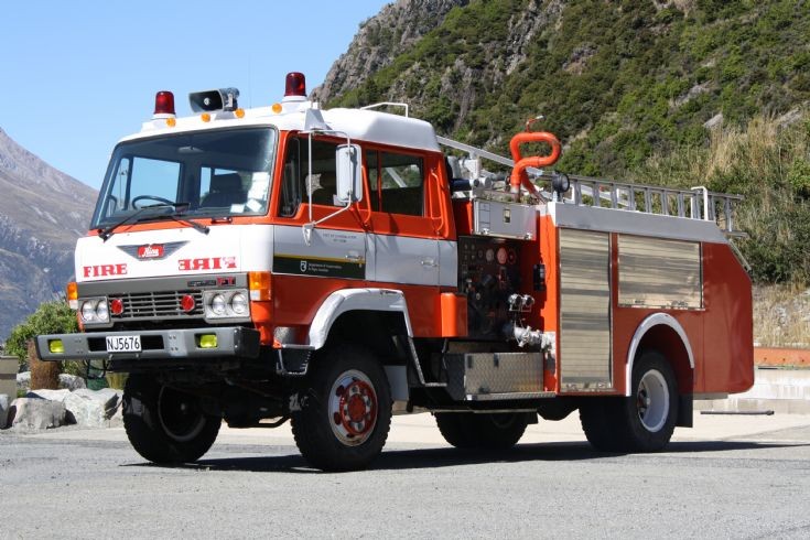 New Zealand Hino - NJ 5676