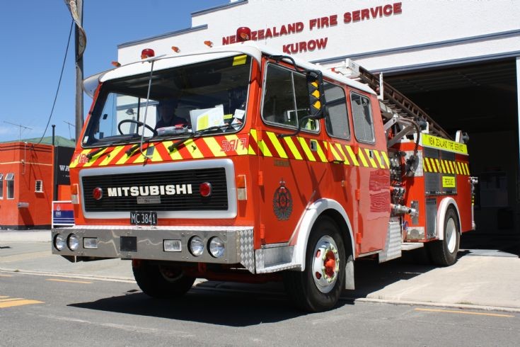 New Zealand Mitsubishi - MC3841