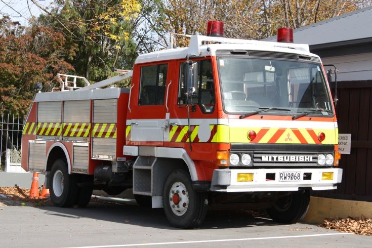 New Zealand Mitsubishi - RW9068