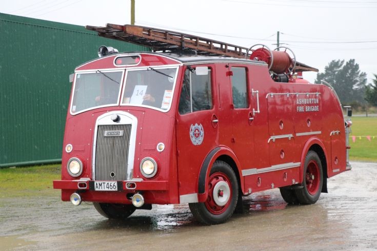 New Zealand Dennis - AMT466